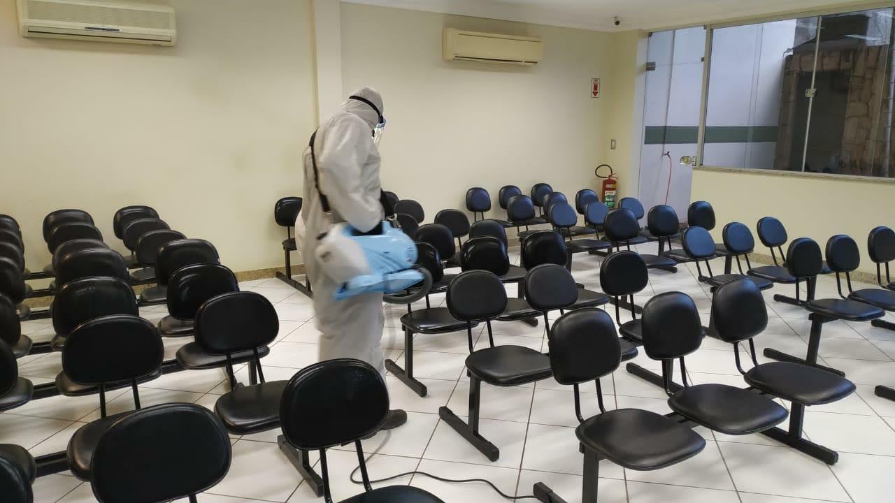 Câmara Municipal de Macuco passa por esterilização em prevenção ao Covid-19