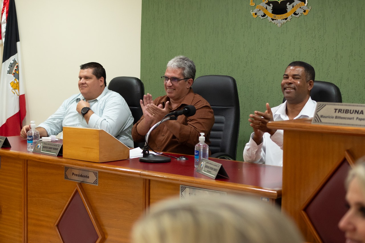 Diplomação dos Vereadores Mirins eleitos nas escolas da cidade de Macuco